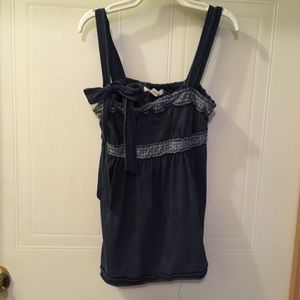 Hollister Tank